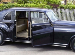 Classic Rolls Royce Phantom for weddings in London